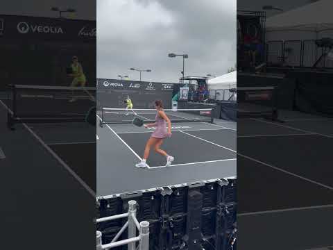 Angie Walker vs Genie Bouchard! 🔥