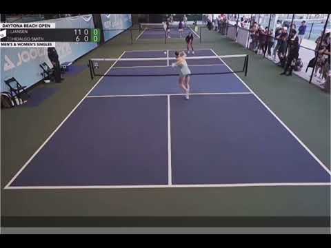 Lauren Hidalgo-Smith playing in PPA Daytona
